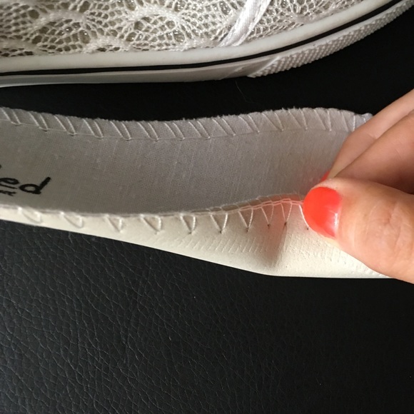 Lacey sparkle slip-ons size 6 will fit size 6.5 - Picture 8 of 8